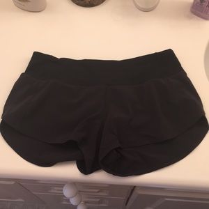 lululemon 2.5” speed up running shorts